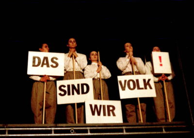 November 1918 * 1989